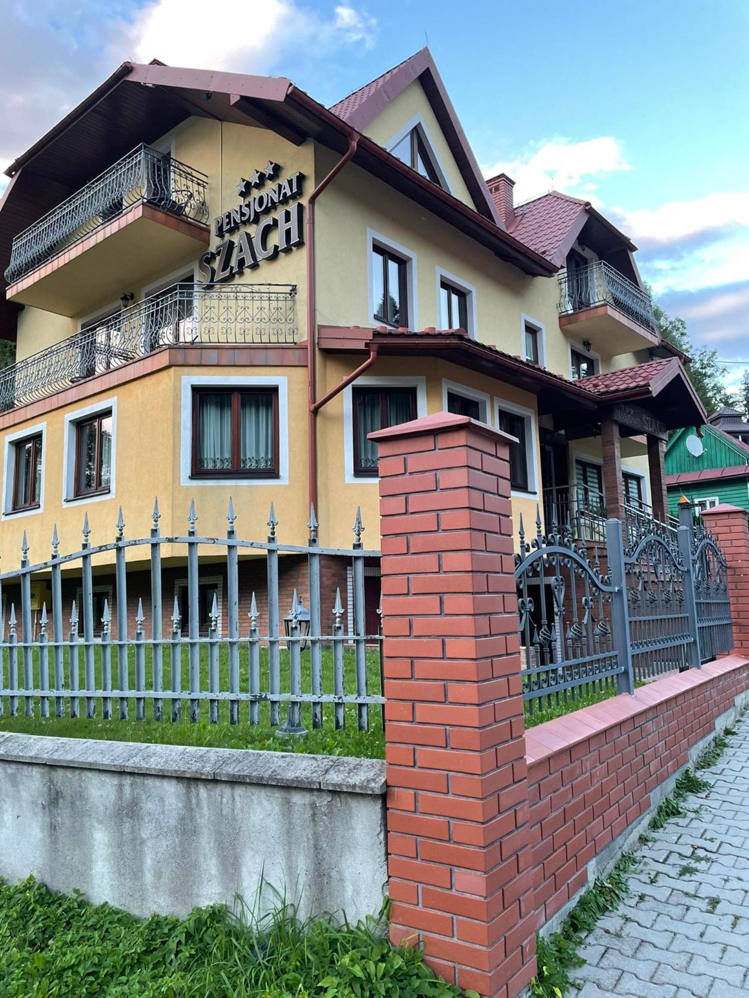 Pensjonat Szach Krynica-Zdrój Exterior foto